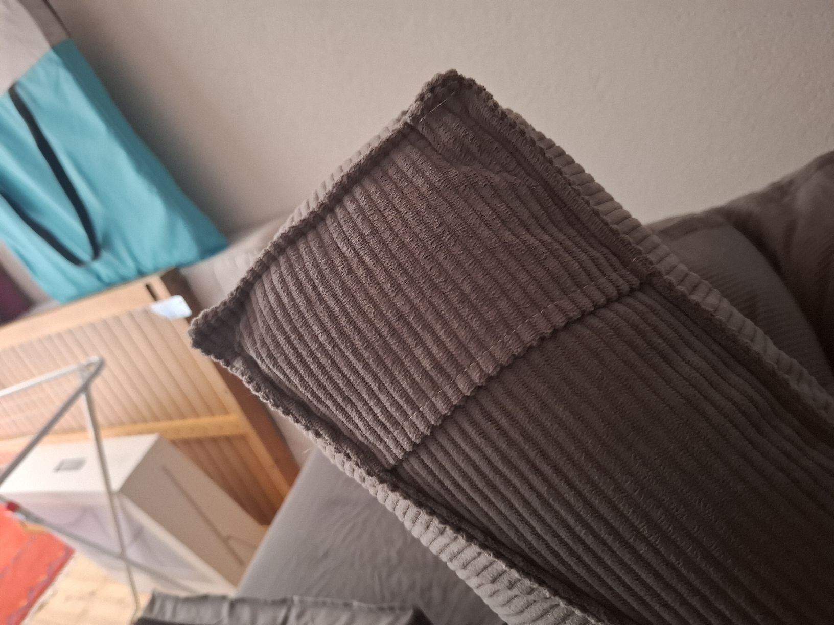 Kissen: coussin – Neu (gemäss Beschreibung) aus Farvagny-le-Grand von Vala 3