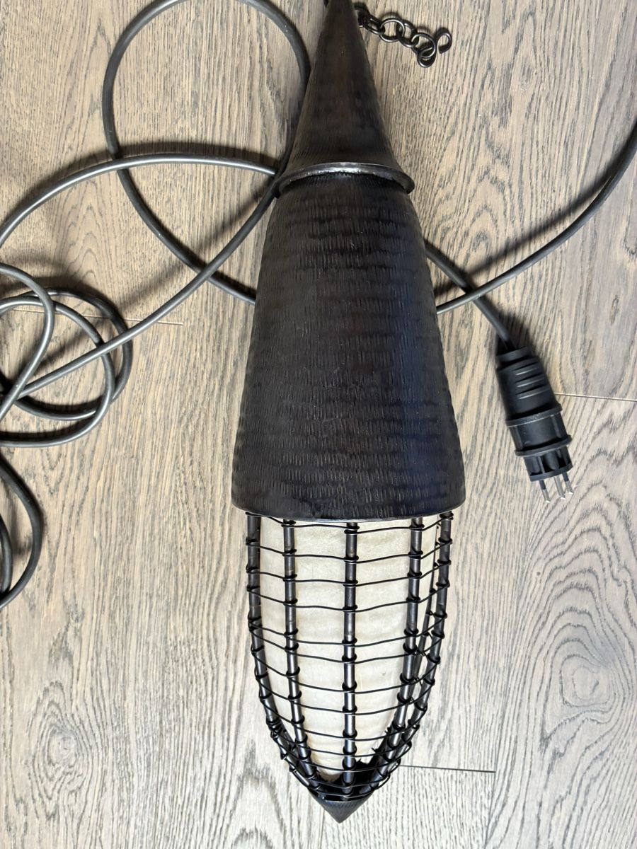 Lampadari & plafoniere: Wijaya Design - cocoon lamp  – Usato da Zürich venduto da BobJones