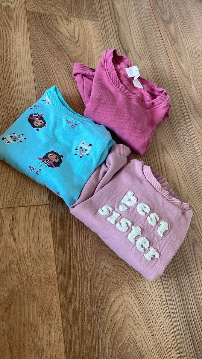 Pullover & Sweatshirts: Pullover 98/104 Mädchen – Gebraucht aus Obfelden von MimiRys