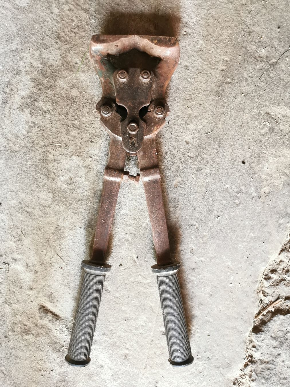 Tous les outils: Klauenzange  – D'occasion à Männedorf par flaedi_1990 2