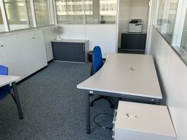 Hochwertige Büromöbel