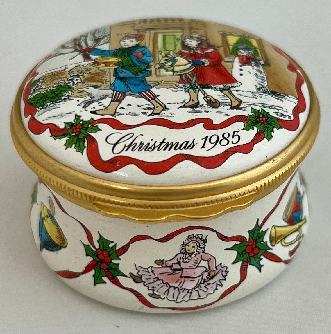 Contenitori & Simili: Halcyon Days Enamels, handbemaltes Weihnachtsdöschen, 1985 – Usato da Zürich venduto da Drahtzug