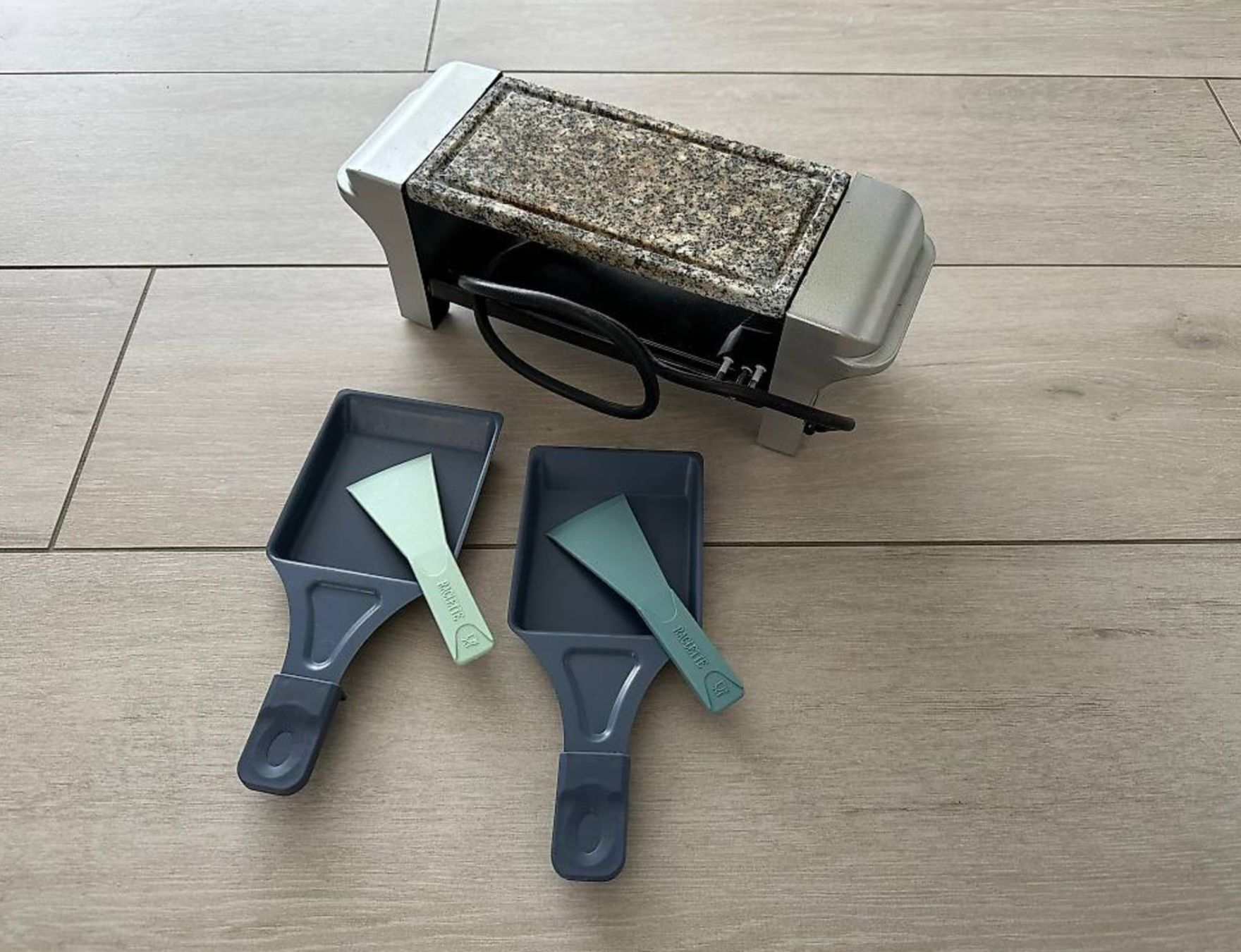 Forni: Four à raclette pour 2 personnes – Usato da Promasens venduto da Toblerone83