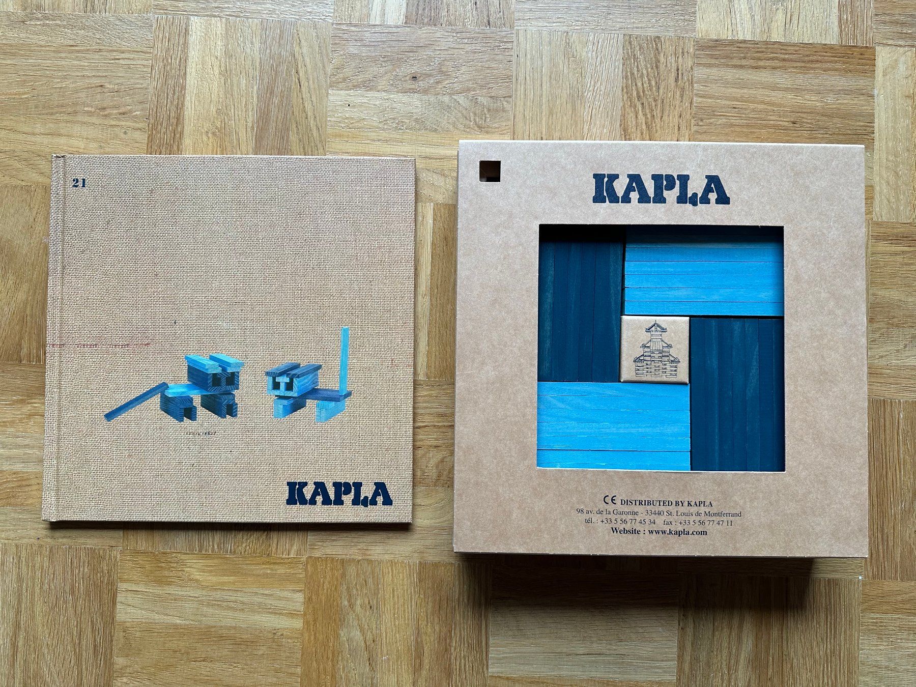Kapla Kit di costruzioni: Kapla Holzbausteine Set Blau mit Buch NEU – Nuovo e nell'imballaggio originale da Winterthur venduto da nelead 1