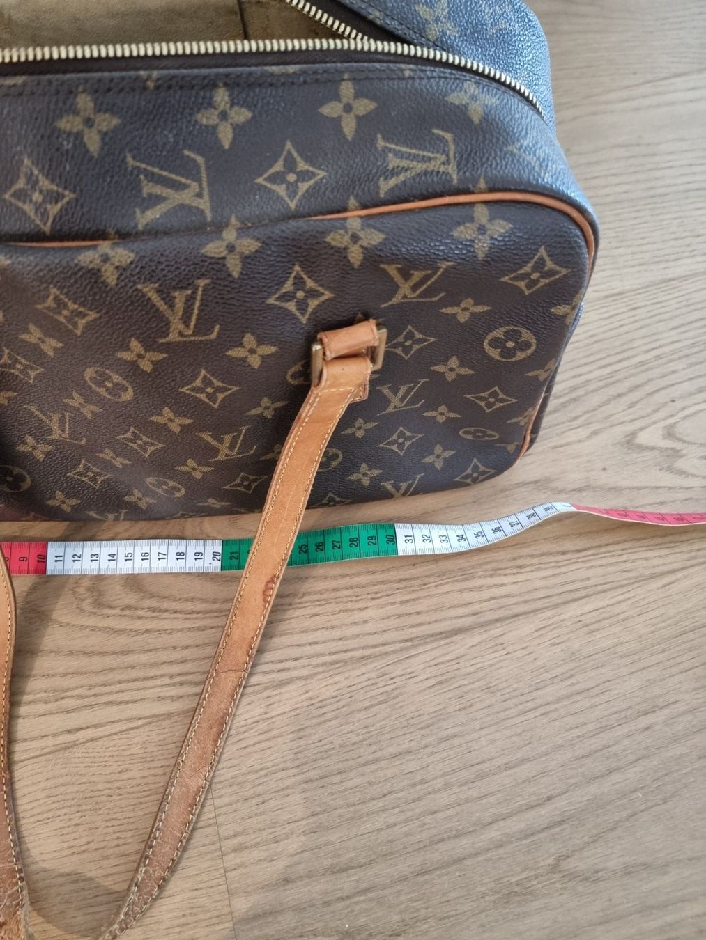 Louis Vuitton Borse da donna: Louis Vuitton "CITE" GM – Usato da Buttikon SZ venduto da Limo180 5