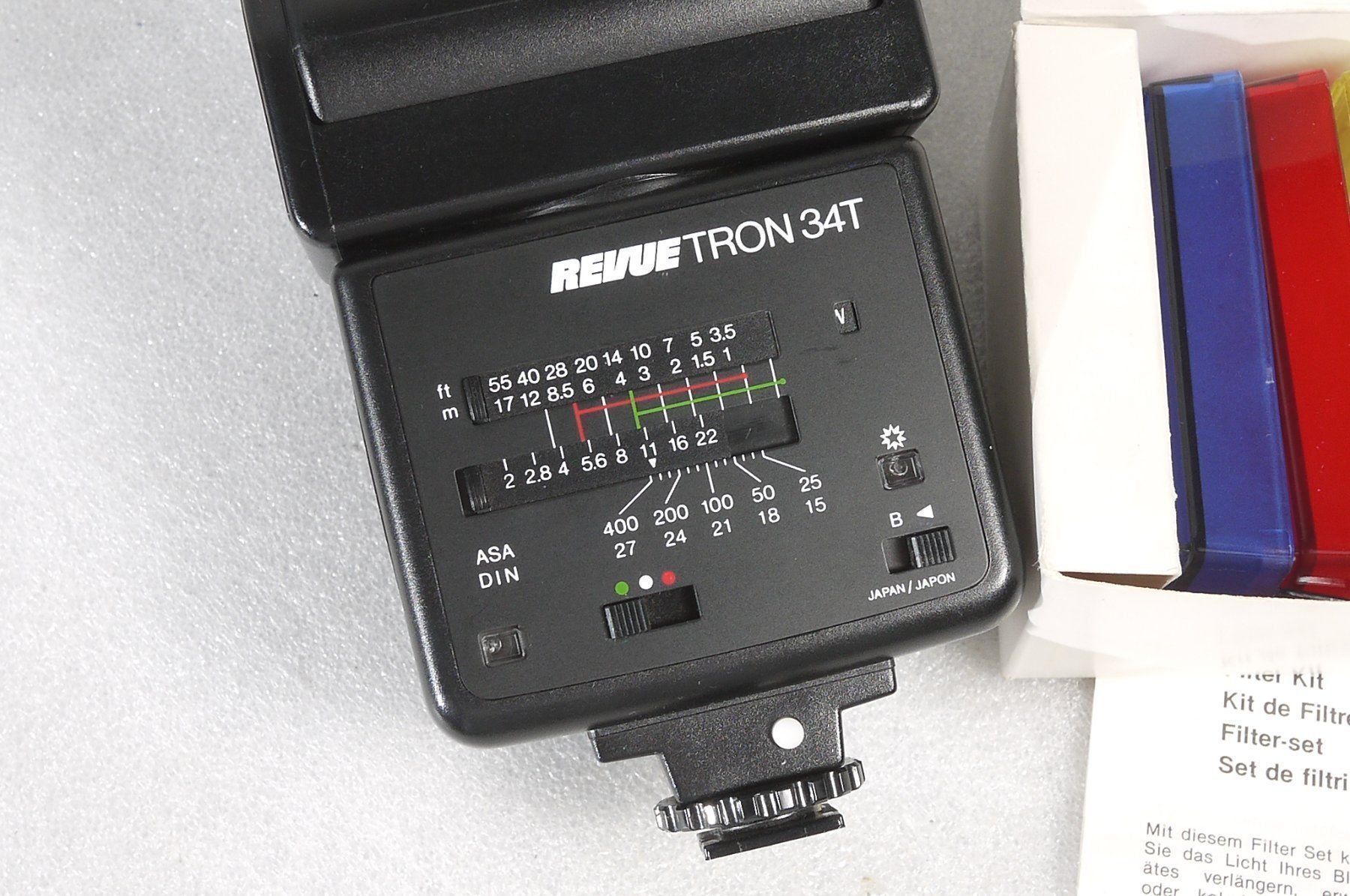 Blitze: Revuetron 34T Blitz / flash  (Analog) + Filter Set +++ – Gebraucht aus Egg b. Zürich von JCB 1