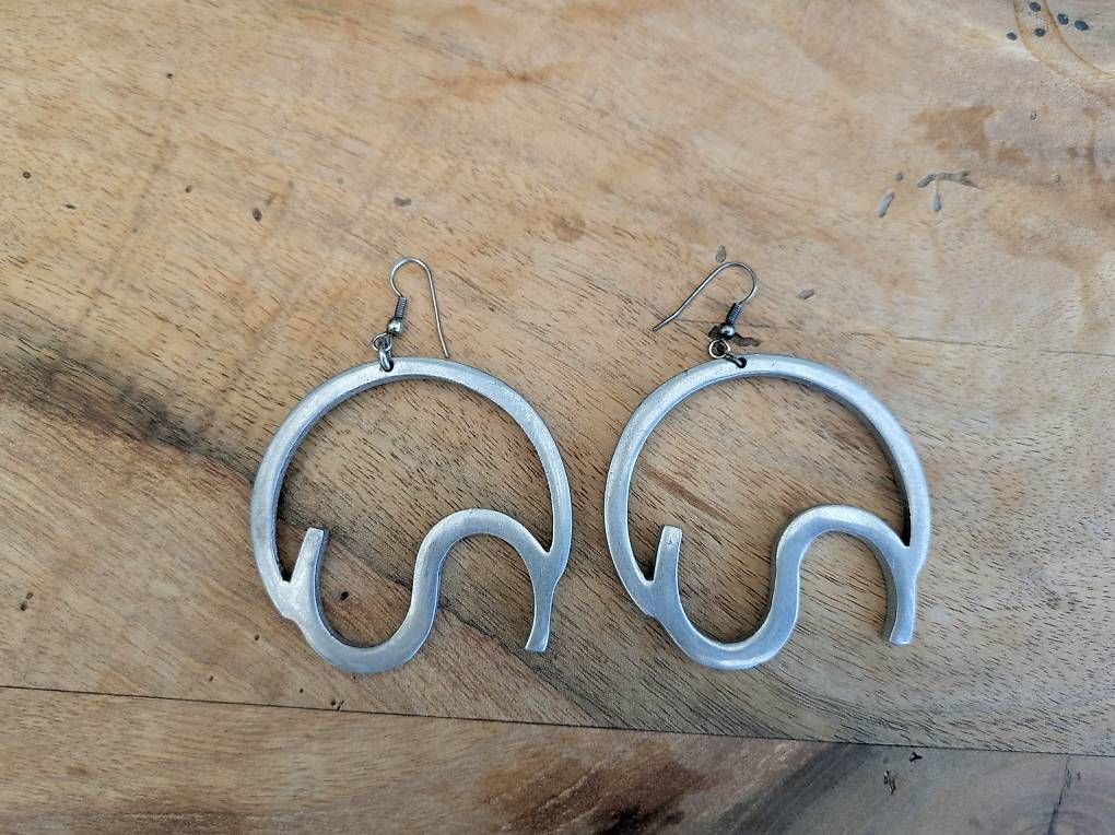 Ohrringe & -stecker: Ohrringe – Gebraucht aus Sursee von Buholz0