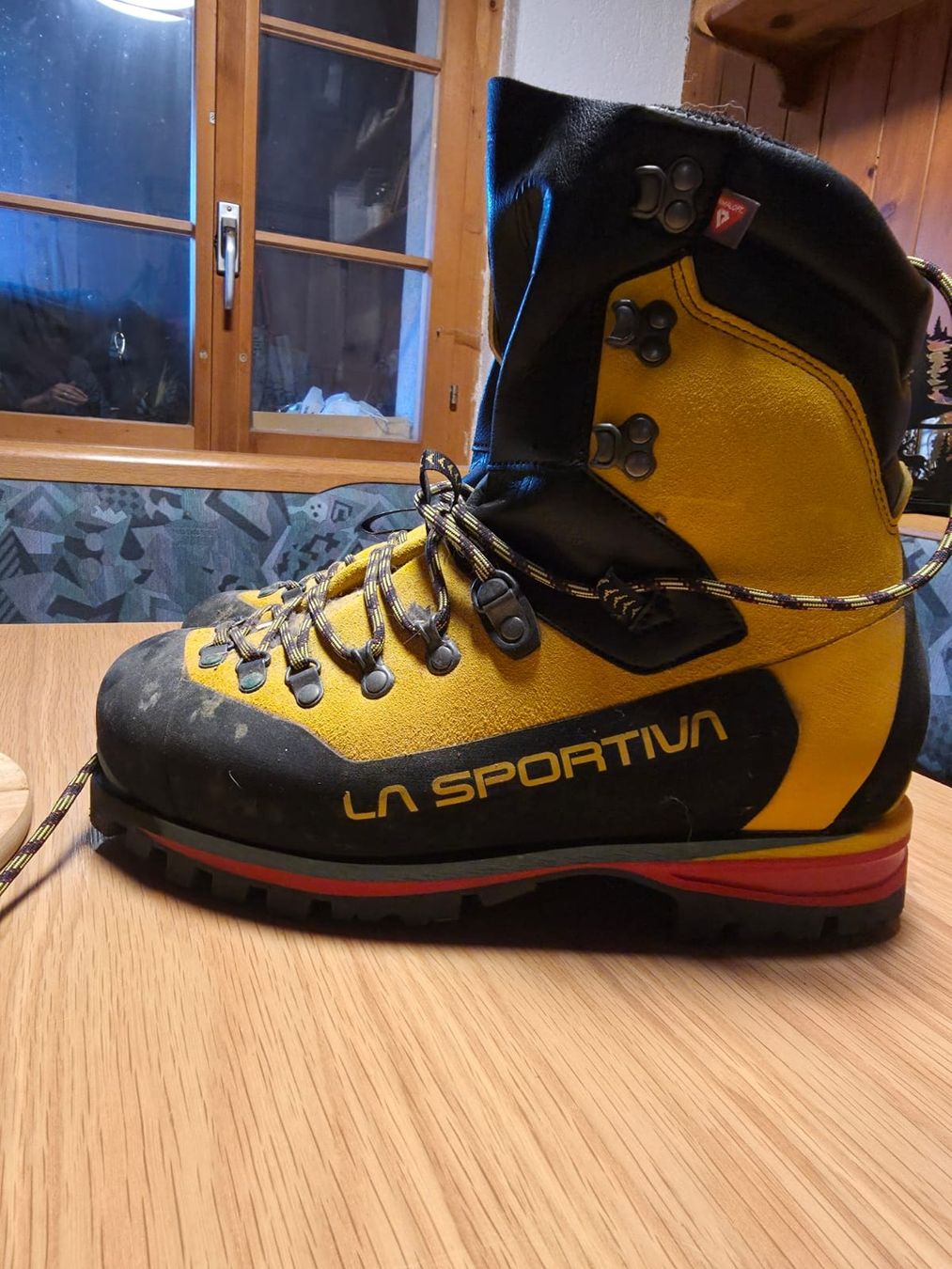 La Sportiva Scarpe da uomo: LaSportiva Schuhe Grösse 43 – Usato da Wattwil venduto da gabber010 3