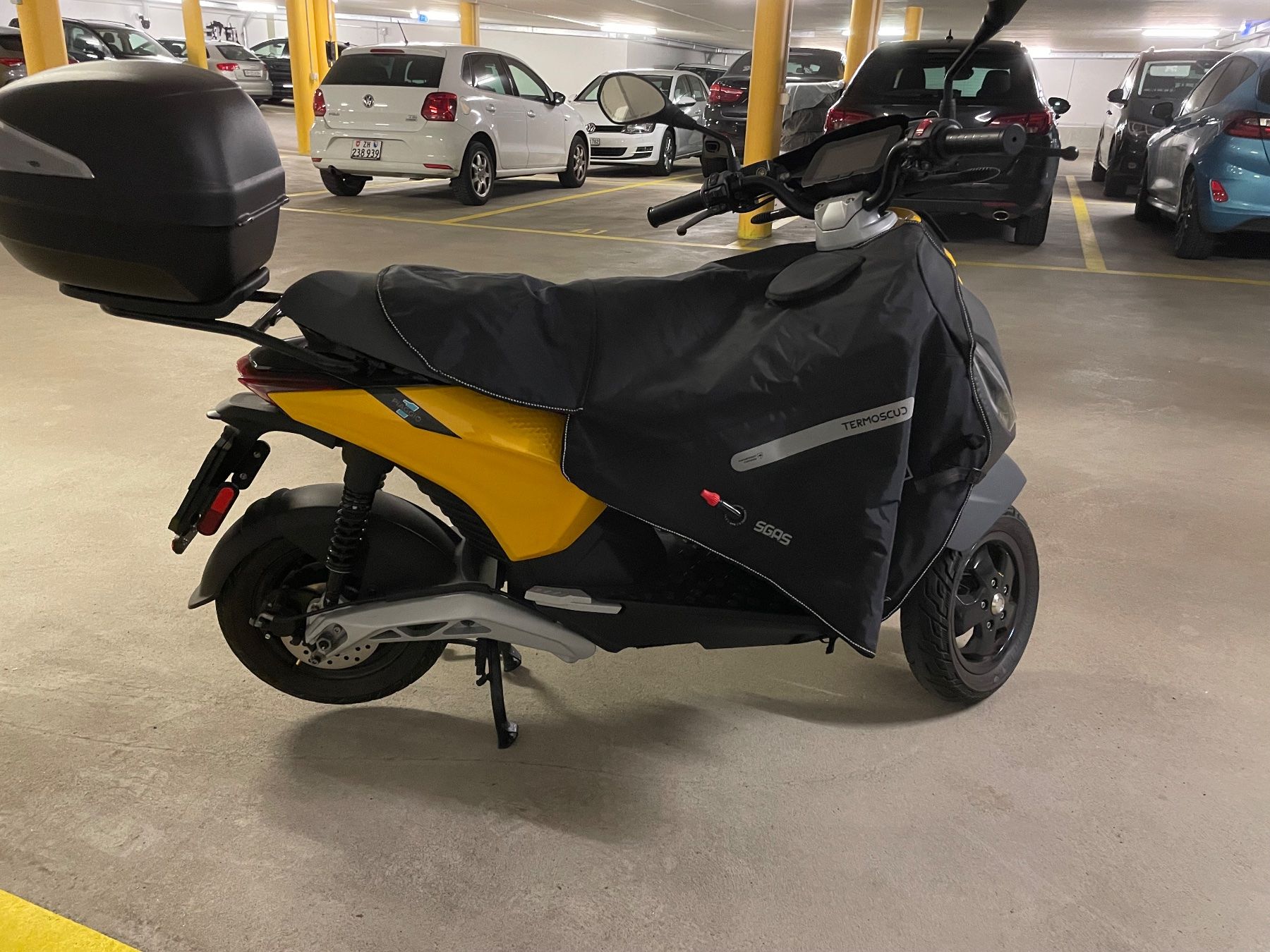Piaggio Scooter: E-Roller Piaggio 1 Active 60km/h – Usato da fehraltorf venduto da schieran 1