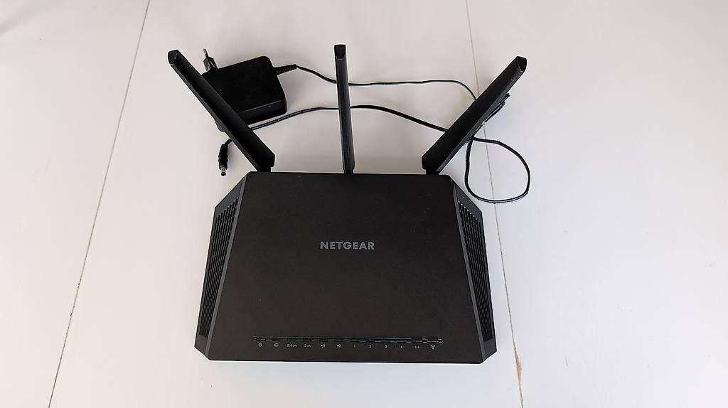 Netgear Modem & Router: Routeur Wifi NETGEAR Nighthawk – Usato da Montet / Glâne venduto da Van2009