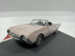 1962 Ford Thunderbird 1:43, rosa, FRANKLIN MINT 