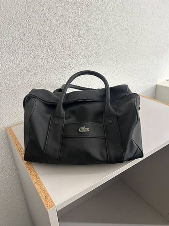 Schöne Lacoste Tasche, Weekender Mid style