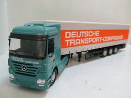 ACTROS  GARDINENAIFLIEGER  1846 MERCEDES  BENZ  1:50 NZG