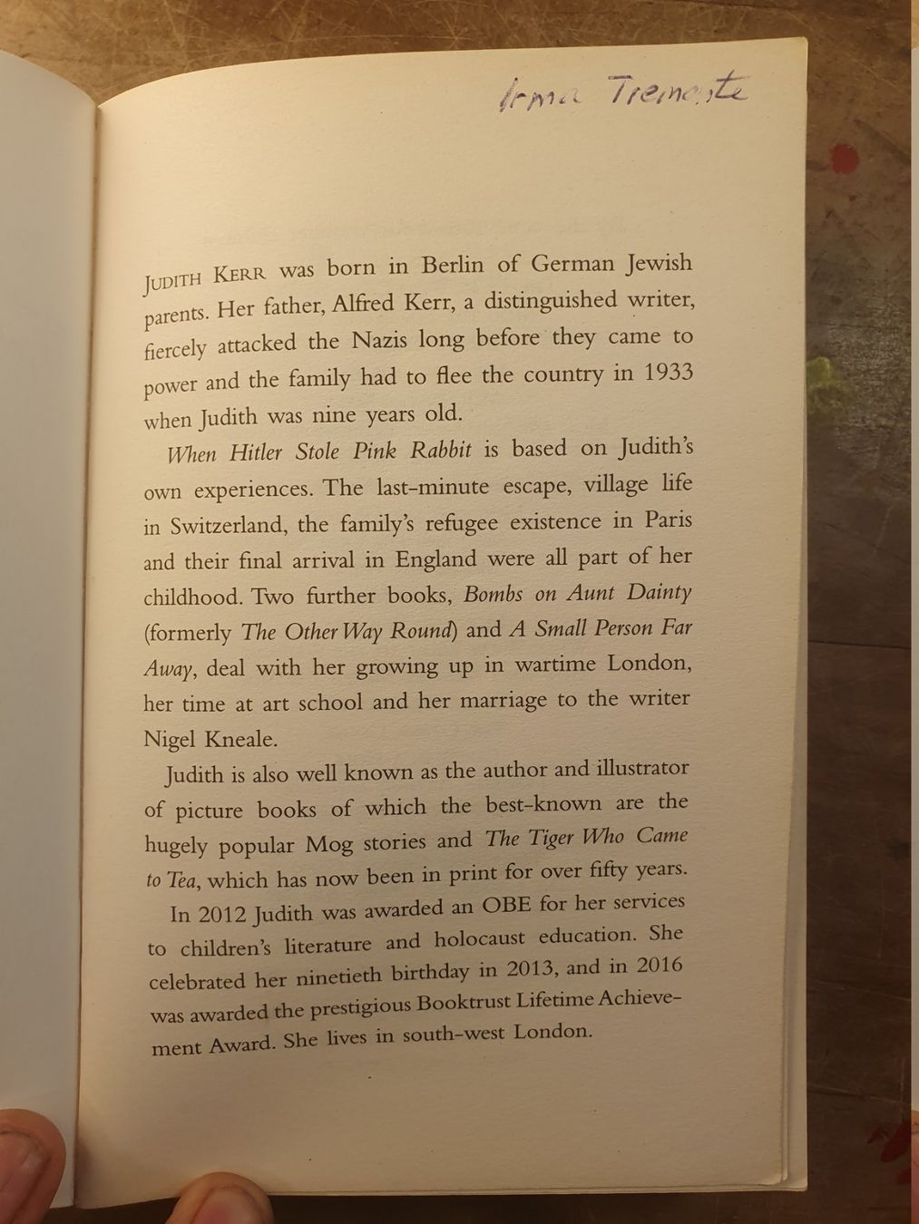 Libri: Bombs on Aunt Dainty - Judith Kerr – Usato da Zürich venduto da loosebone 1