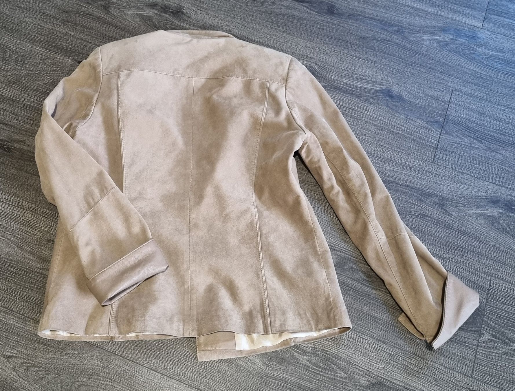 Giacche: Lederjacke beige Minkel – Usato da Uetliburg SG venduto da mafrey63 3