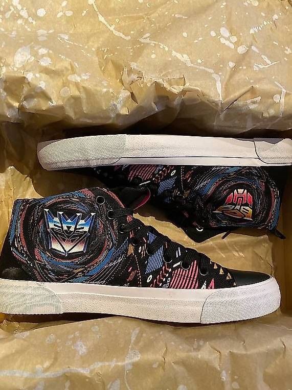 Scarpe da uomo: Akedo sneakers 2x (41) – Usato da Zürich venduto da Dpenner 2