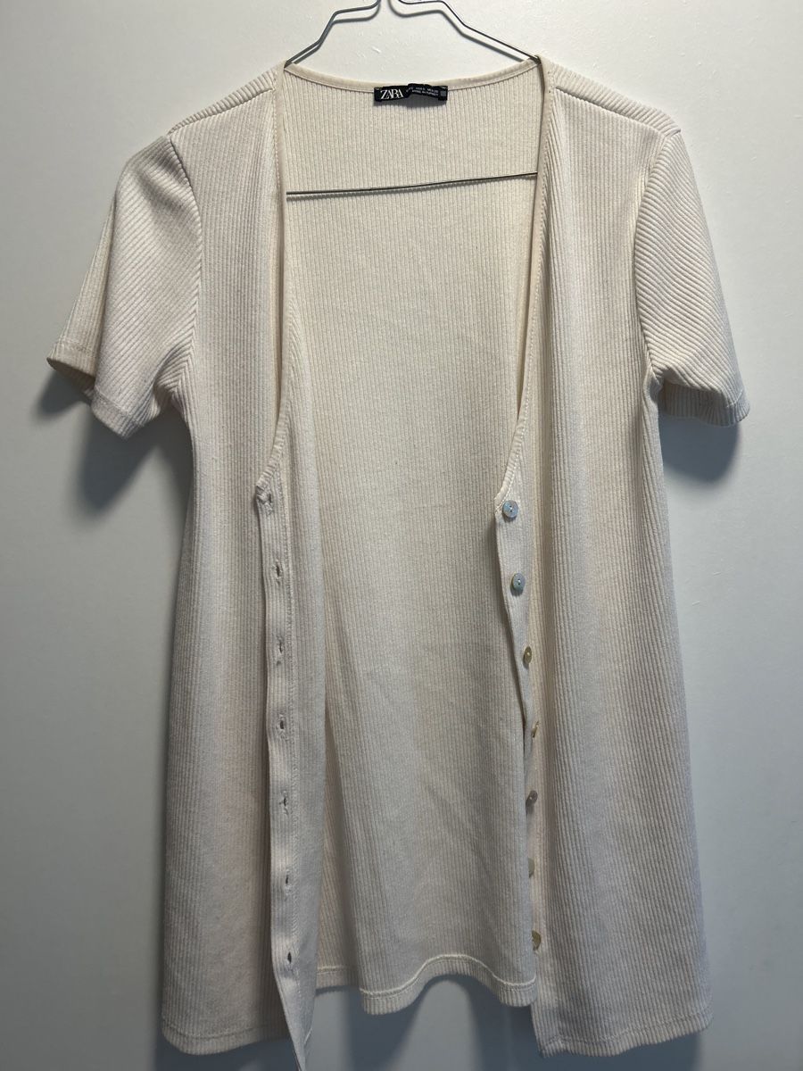 Zara T-shirt: Sexy Knit top Ribbed Button-Down Top – Nuovo (secondo la descrizione) da Zürich venduto da sel_tvq7 1