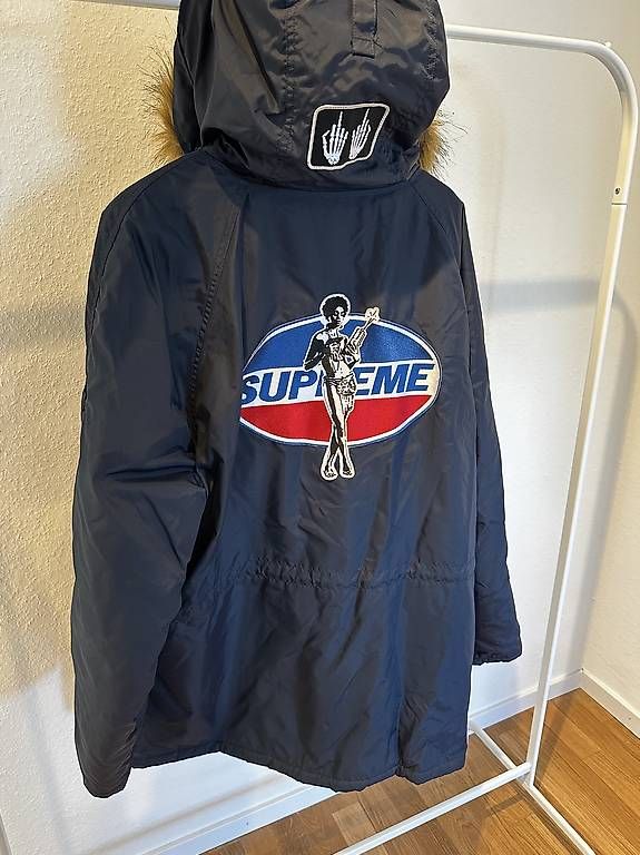 Mäntel: Supreme Parka – Gebraucht aus Binningen von Ramon_01 1