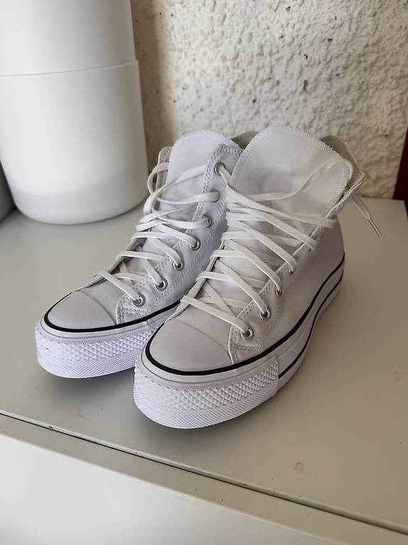Scarpe da uomo: Converse Weiss Grösse 39 – Usato da Winkel venduto da jbuchwalder17