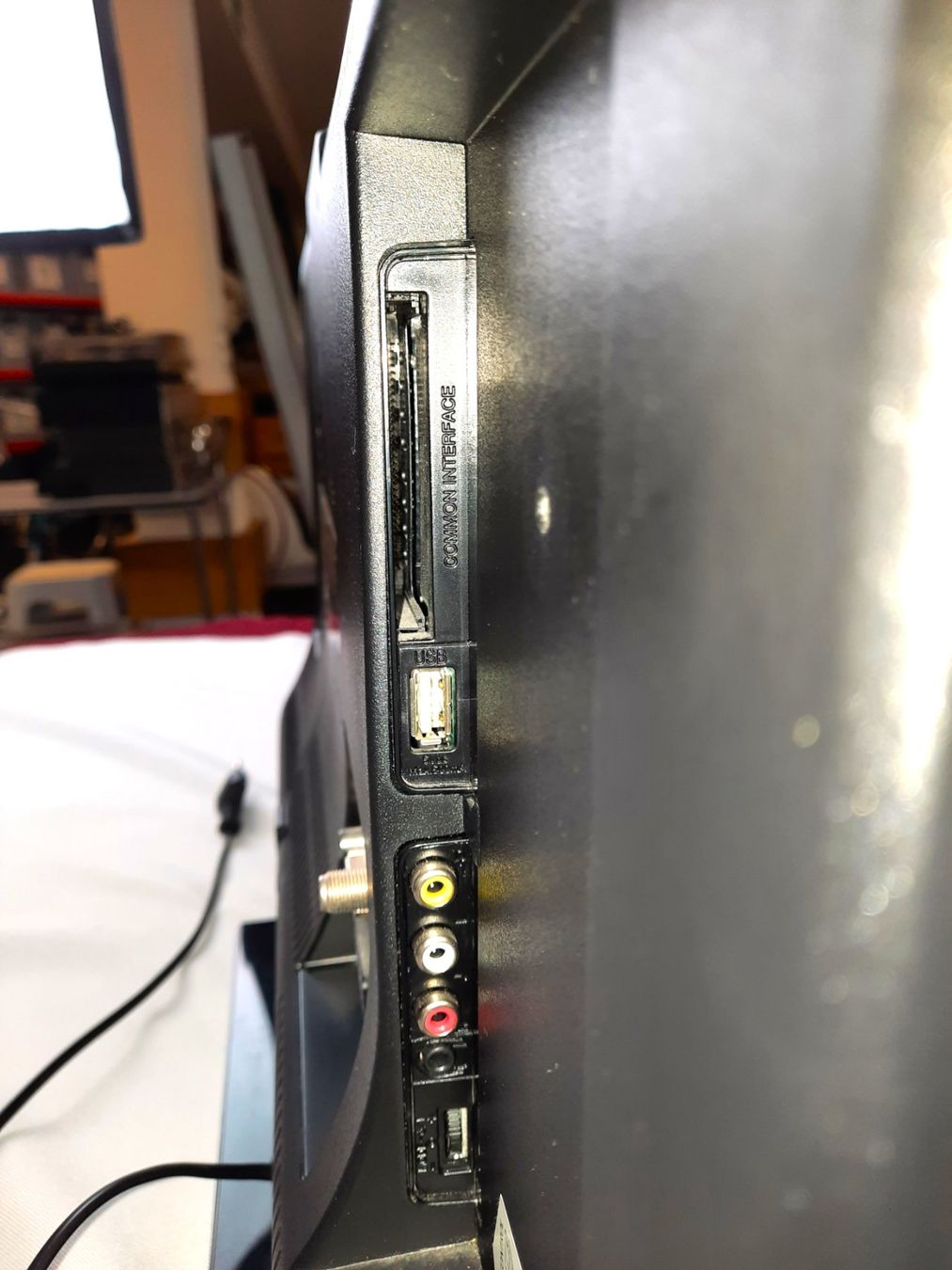 Panasonic Televisori: PANASONIC LCD-Fernseher 24" – Usato da Beinwil am See venduto da Restwert_Beinwil 5