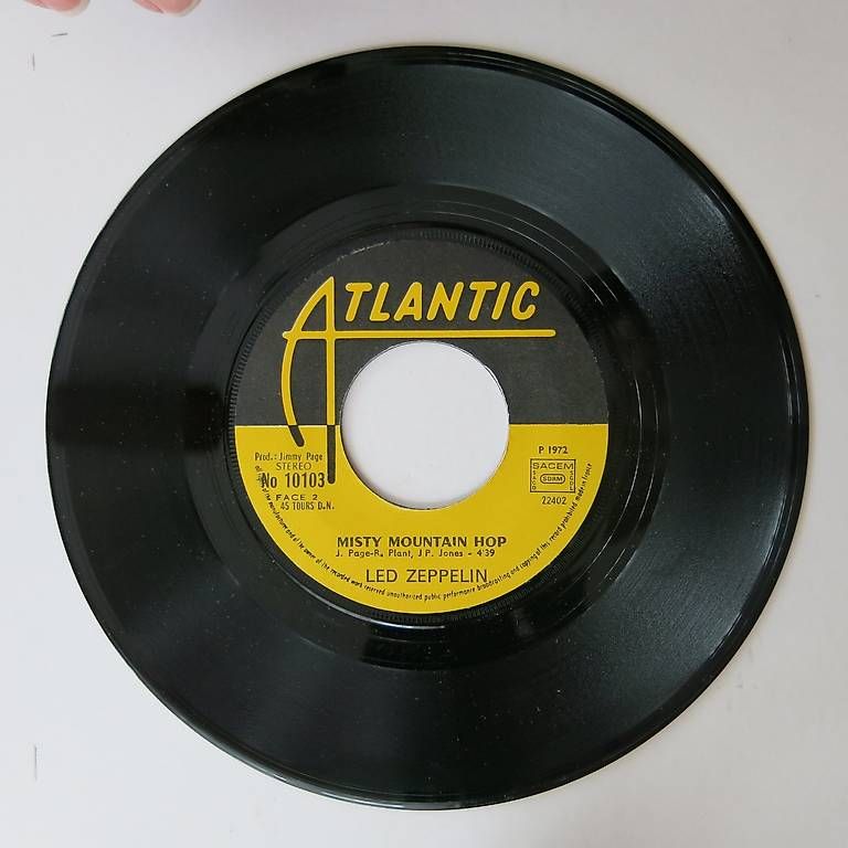 Dischi in vinile: Led Zeppelin Black Dog – Usato da Bözen venduto da Keramik22 3