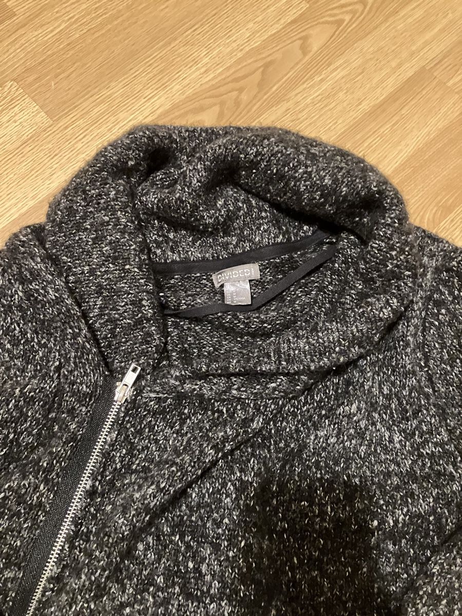 Maglioni & Felpe: Pullover Wolle – Usato da Winterthur venduto da Streisel 1