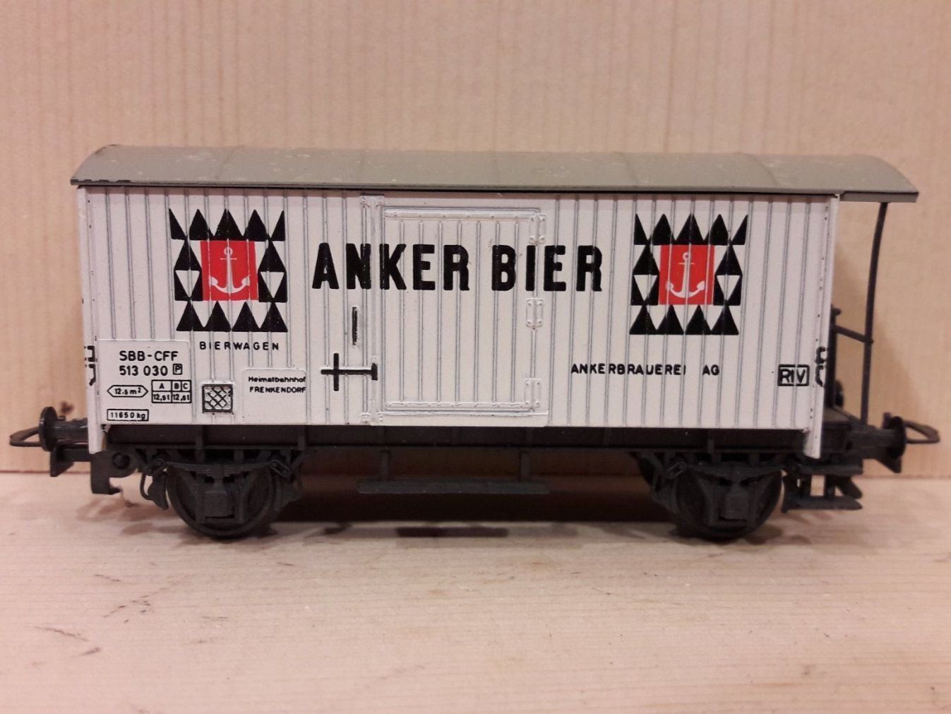 Liliput Modellini di ferrovie: Liliput HO DC : CFF wagon couvert "Anker Bier" – Usato da Buttes venduto da Cafe2005 1
