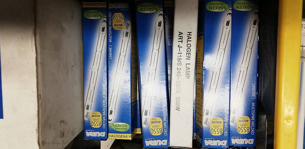 Lampade: Halogenlampen, FL Röhren, Diverse Lampen – Usato da Blumenstein venduto da olk_r5kh 2