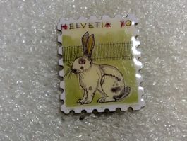 Ansteckbutton 242: Briefmarke Helvetia