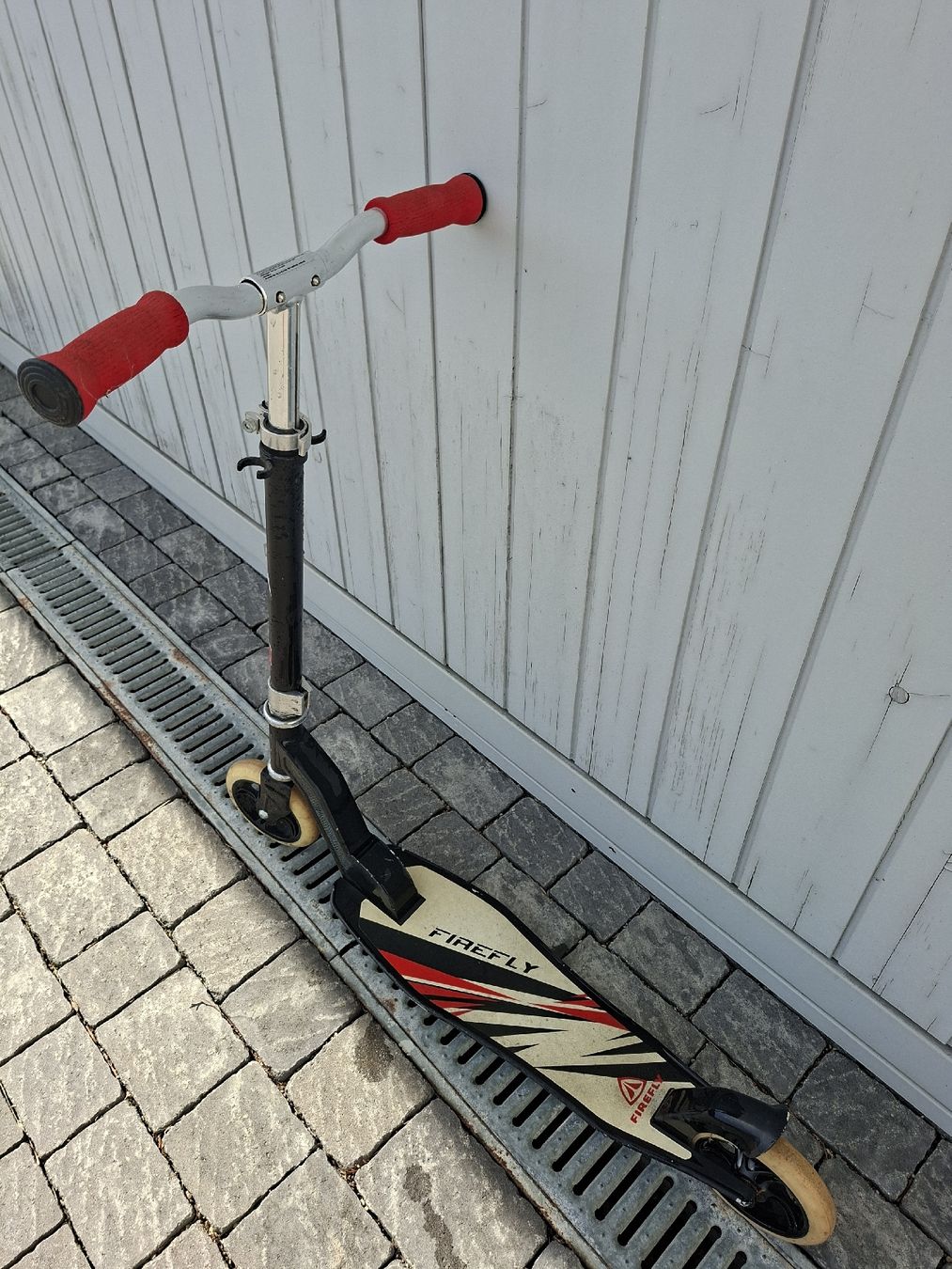 Kickboard: Kickboard Firefly / Scooter für Kinder – Gebraucht aus Sempach von let_bvl5 2
