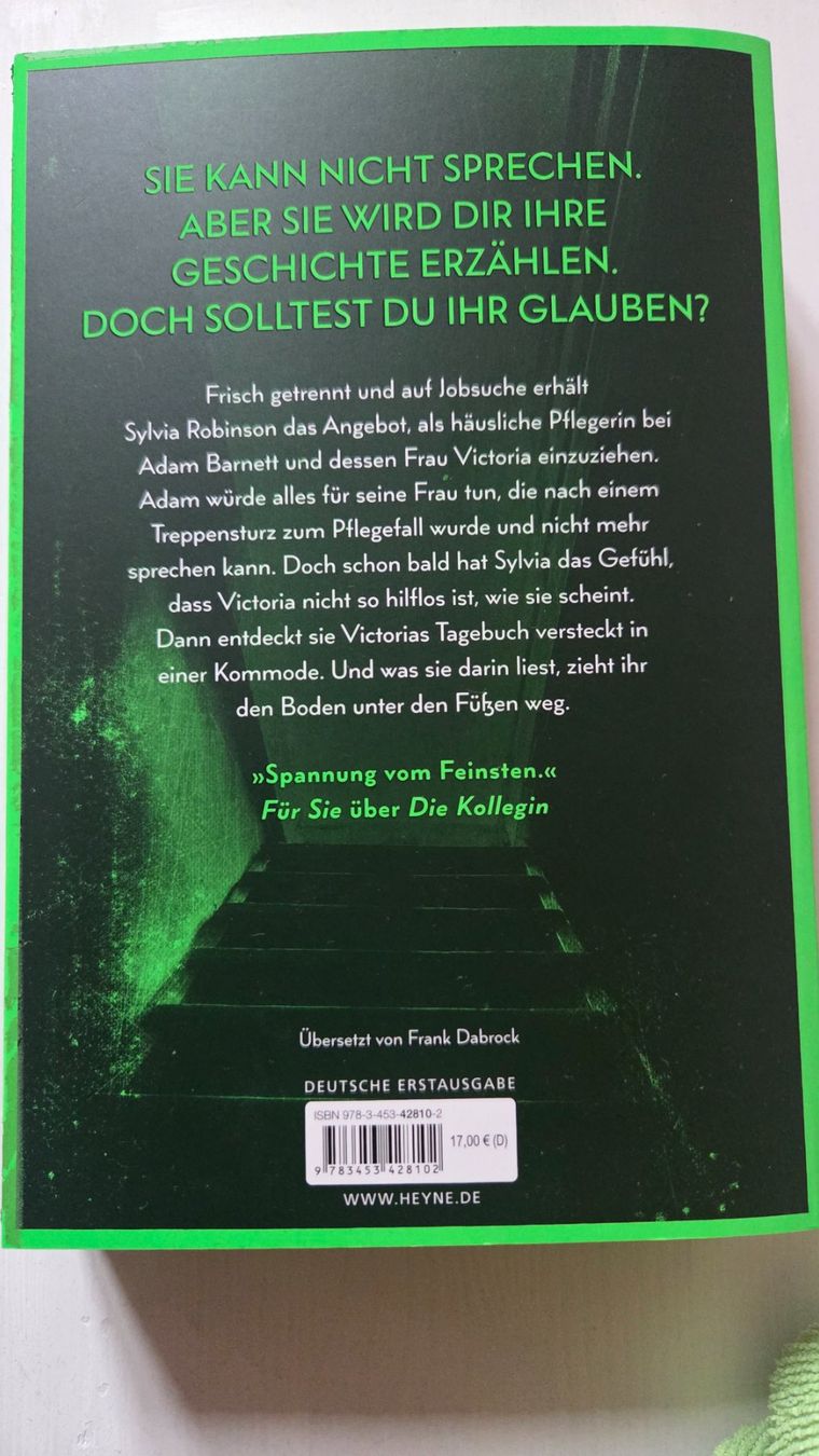 Libri: Freida McFadden Die Ehefrau mit Farbschnitt – Usato da Weggis venduto da Leeclipse 1