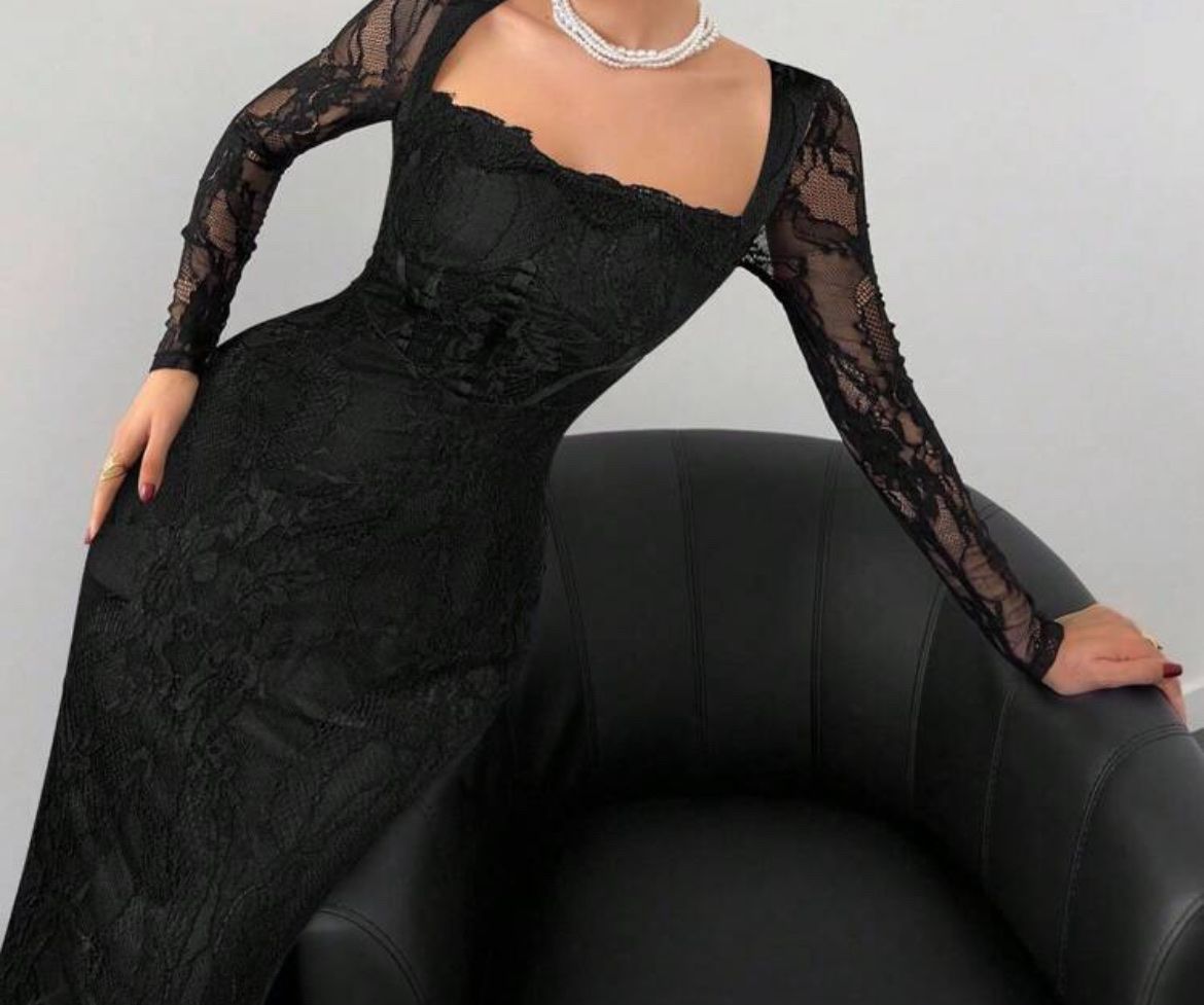 Vestiti: Schwarzes Spitzenkleid – Nuovo (secondo la descrizione) da Biel/Bienne venduto da Peeeep10
