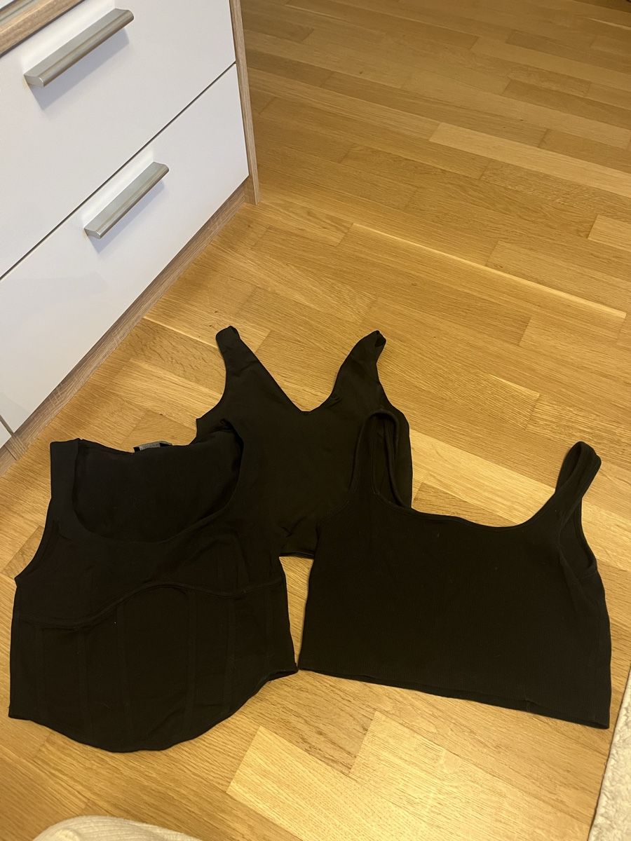 Lots de vêtements: Top Set Schwarz/ S/M – D'occasion à Kriegstetten par Musli15