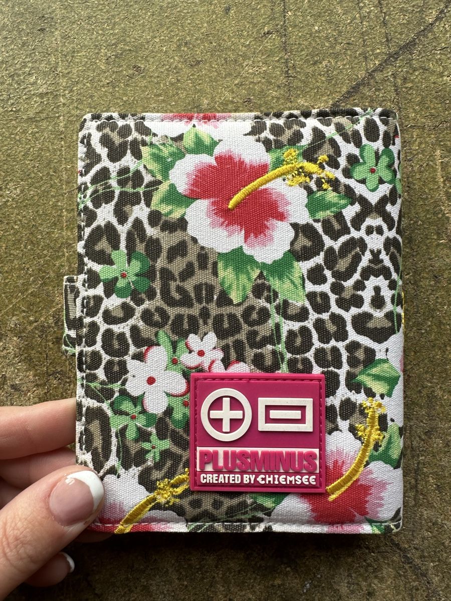 Kalender: Agenda Basic Collection mit Blumenmuster – Neu (gemäss Beschreibung) aus Zollikofen von Taximan89 1