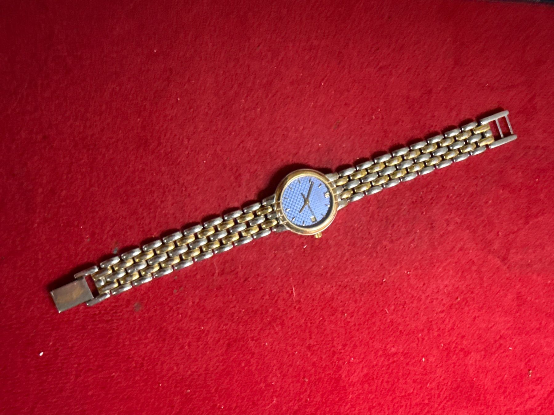 Certina Orologi: Certina Quarz 25 mm – Usato da Pfeffingen venduto da Allhandelklgwatches 2