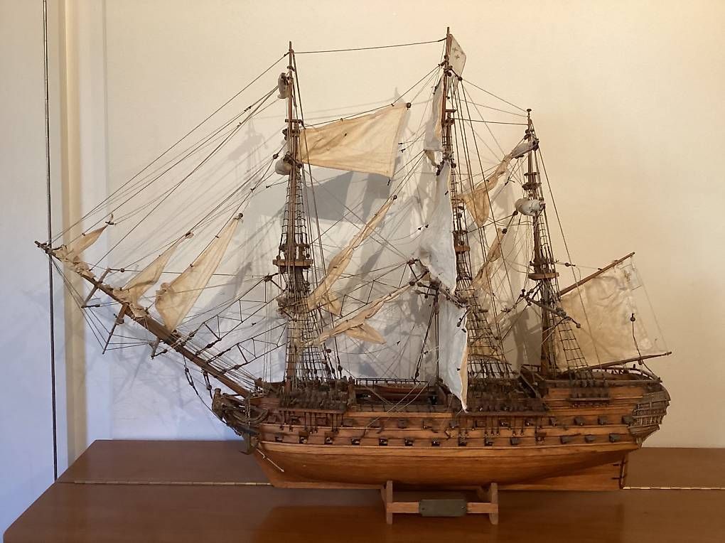 Kits de montage: Maquette Le Superbe – D'occasion à Vernier par cas_d8yw