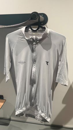 2x Ryzon Signature Jersey Gr. L – Top Zustand – Bundle