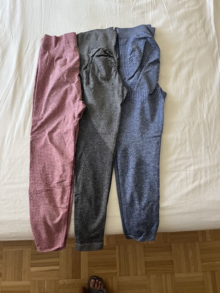 Leggings: 3 Maternity leggings  – Neuf (Voir description) à Thalwil par zen_hpz5