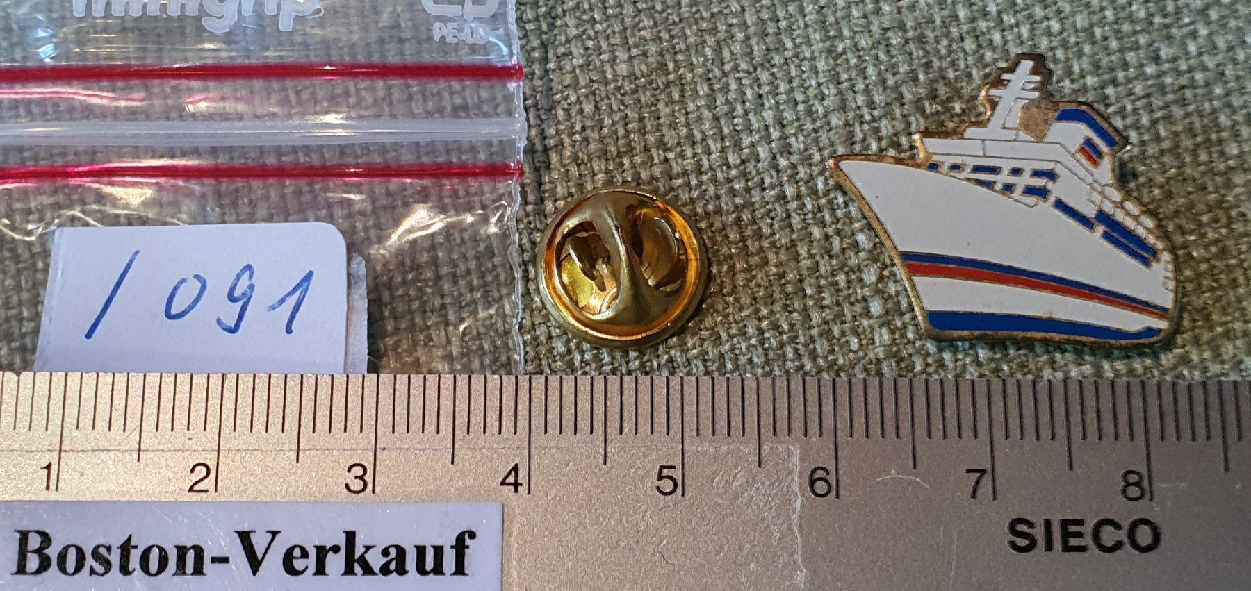 Placchette & Badge: I091 - Pin Schiff – Usato da Reinach BL venduto da Boston-Verkauf 1