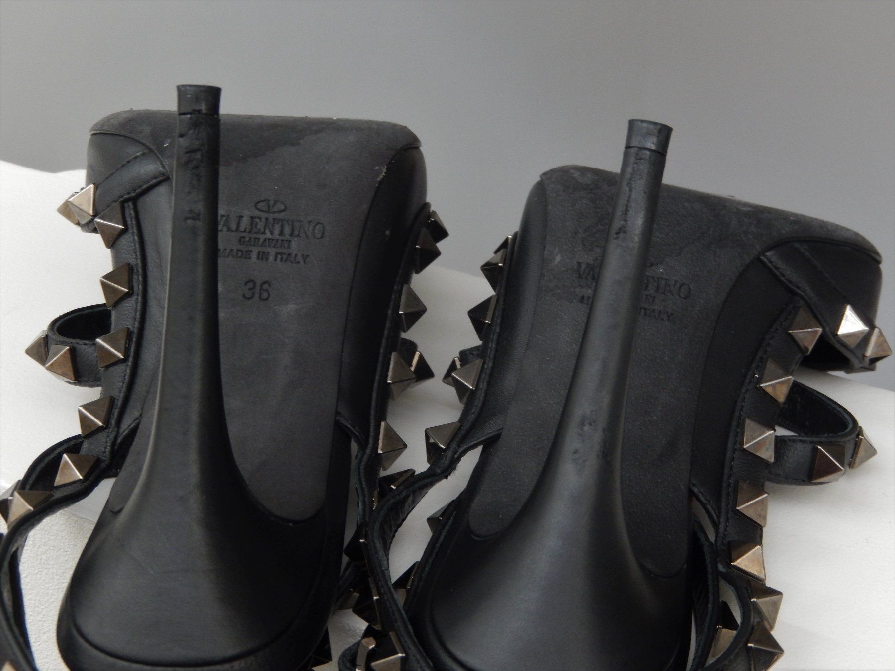 Valentino Scarpe da donna: Orig. VALENTINO NOIR Rockstud Pumps Gr. 36 – Usato da Tuggen venduto da vivira 6