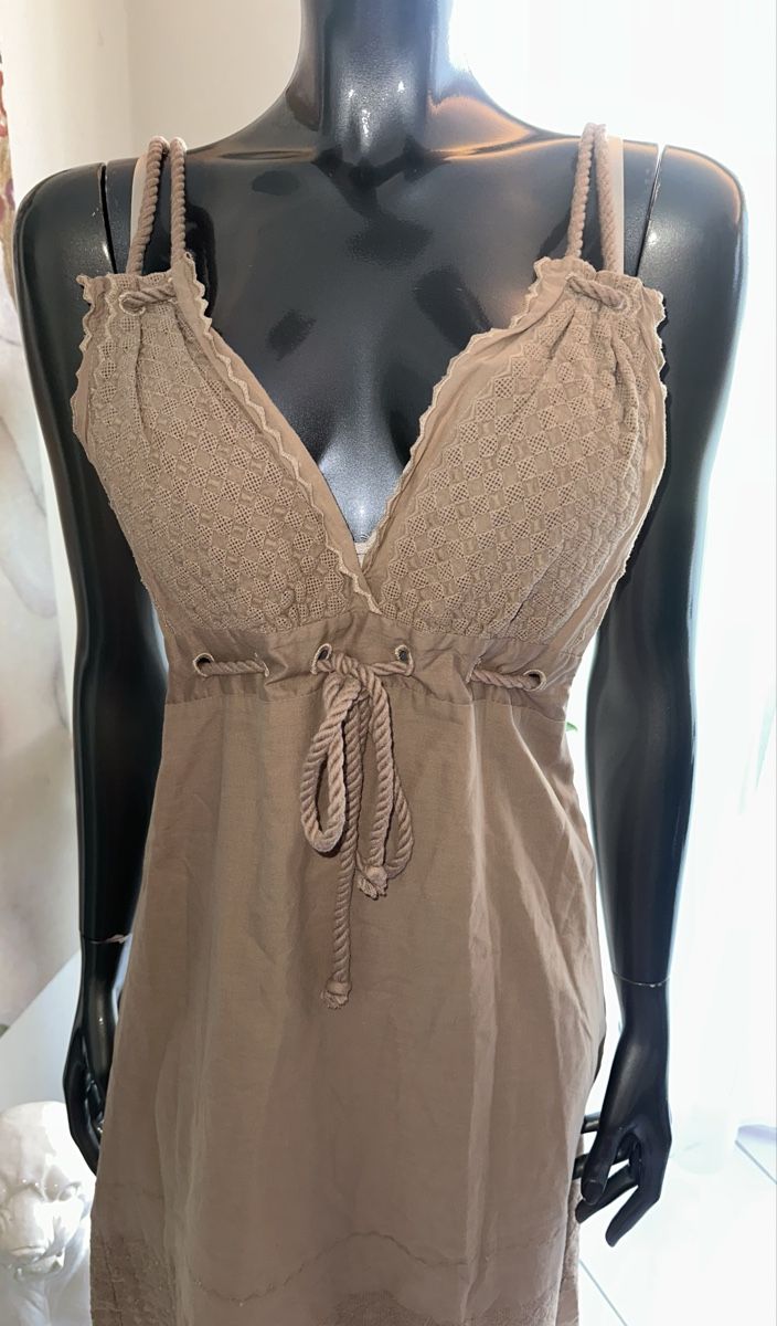 Vestiti: BCBG MAXAZRIA KLEID GR 34 – Usato da Unteraegeri venduto da MH203 2
