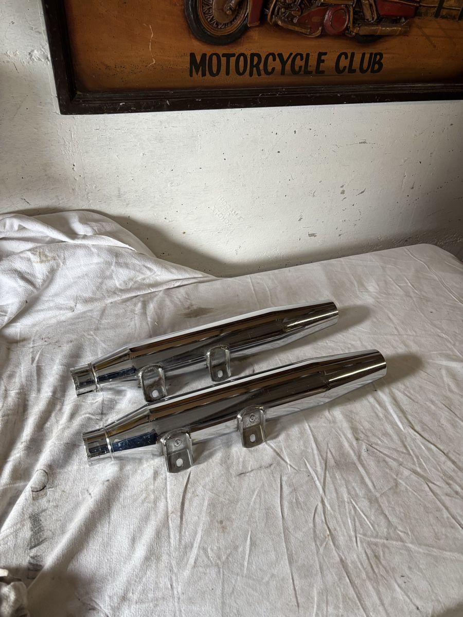 Harley-Davidson Sistemi di scarico: Harley Davidson Auspufftöpfe 65380-85 – Usato da Schötz venduto da Harley35 1