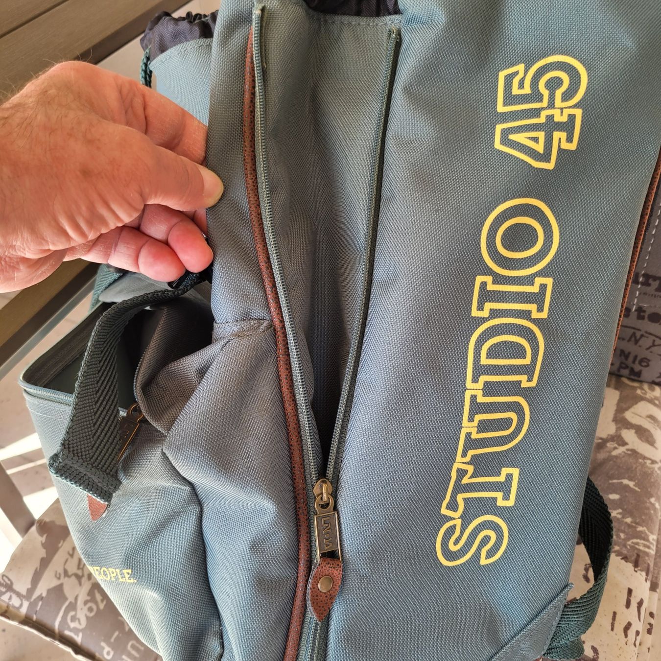 Zaini: Neuwertiger Rucksack ON THE ROAD "Studio 45" – Usato da Dörflingen venduto da tucson16 7
