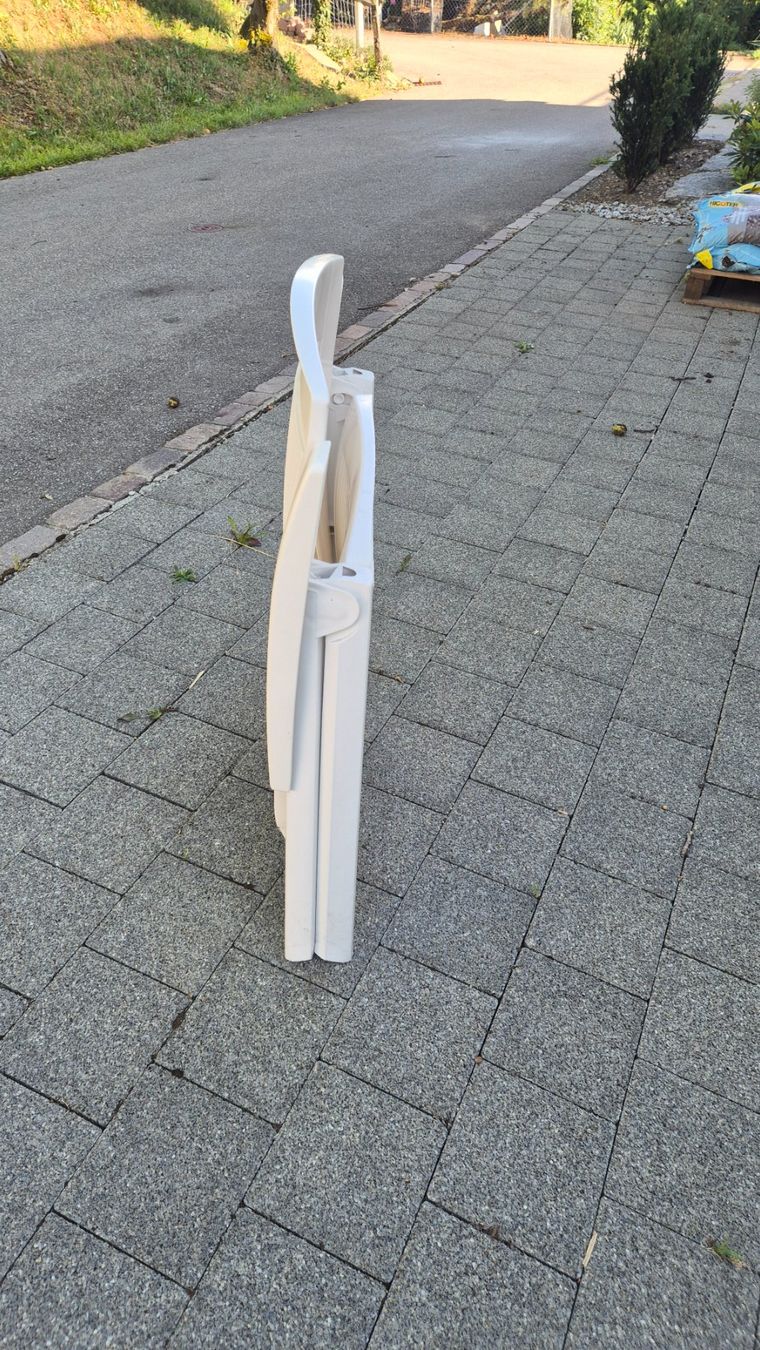Stühle: Gartenstuhl (4 Stück), klappbar – Gebraucht aus Unterlunkhofen von firefighter-2006 3