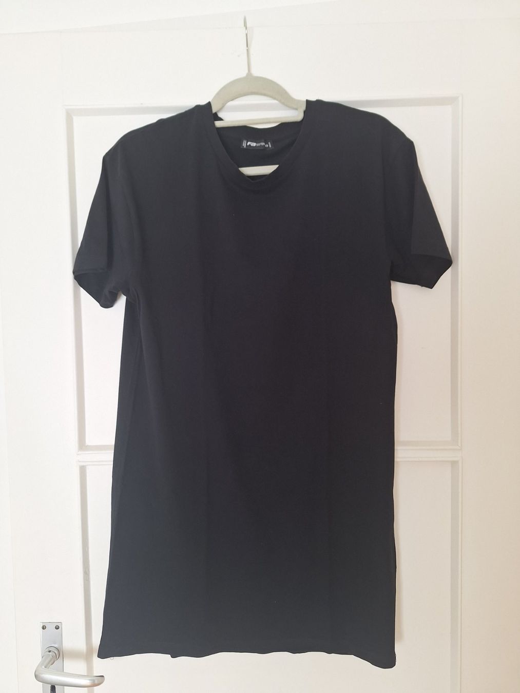 T-shirt: T-shirt long noir taille XXS – Usato da Lausanne venduto da anta-123