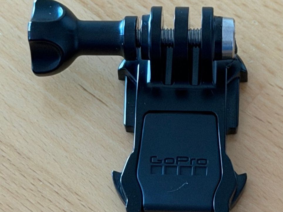 Gopro Action Cam: Gopro Hero 11 Mini Black mit Etui und Mount – Usato da Ebikon venduto da Dubi1 6