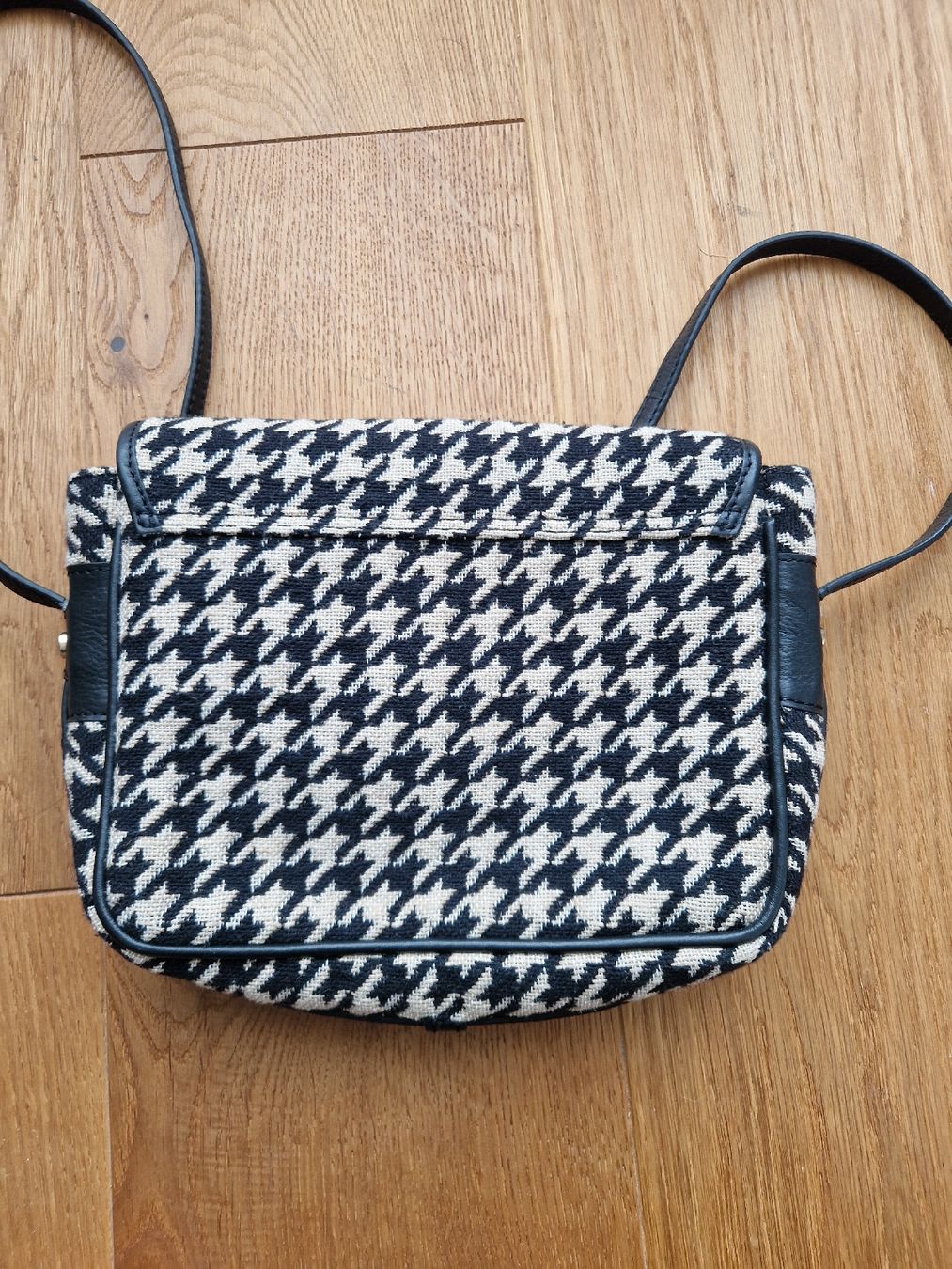 Borse da donna: Schultertasche Petite Mendigote – Usato da Eschenbach SG venduto da SanFranciscoCalifornia 4