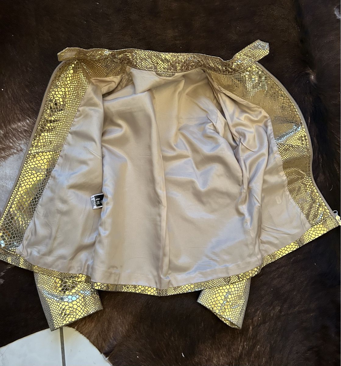 Giacche: Goldene Lederjacke – Usato da Birsfelden venduto da Exclusivity 3