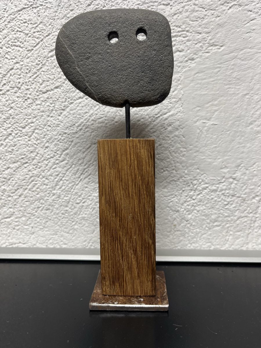 Figurines: Statuette originale en pierre et bois – D'occasion à Lausanne par joltei
