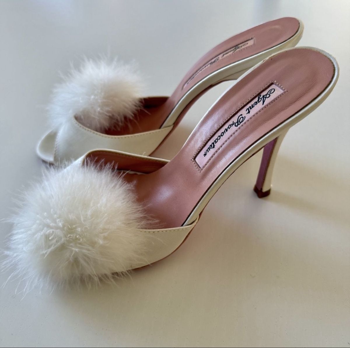 Agent Provocateur Scarpe da donna: AGENT PROVOCATEUR Satin Mule – Usato da Baden venduto da Chaochao3 3